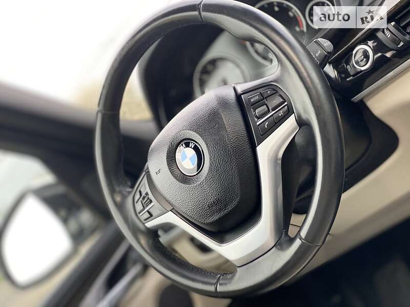 Позашляховик / Кросовер BMW X5 2017 в Луцьку