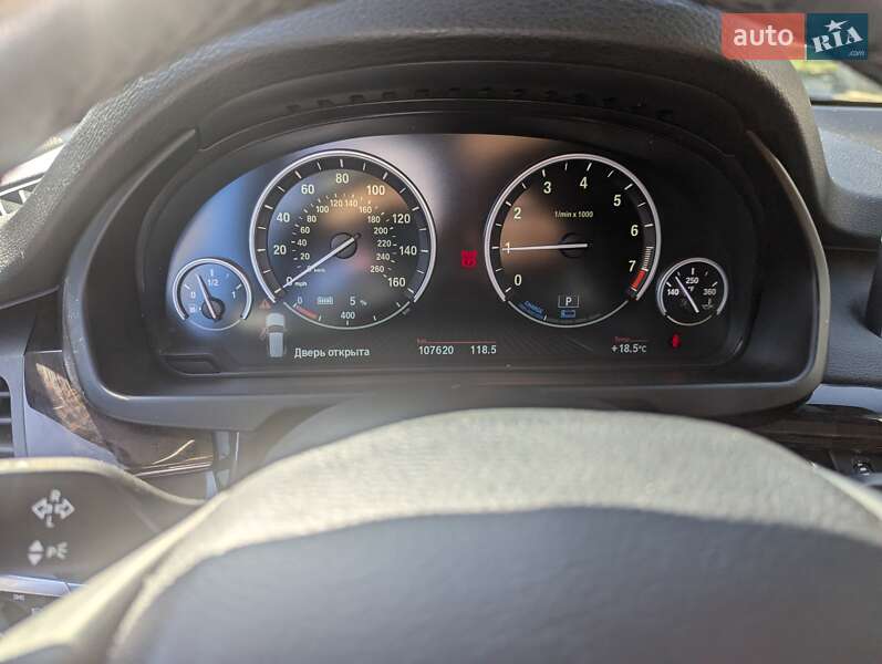 Позашляховик / Кросовер BMW X5 2015 в Івано-Франківську