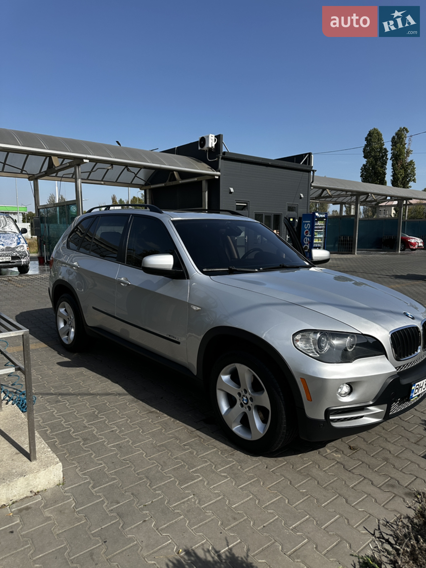 2010 BMW X5 - мініатюра 2