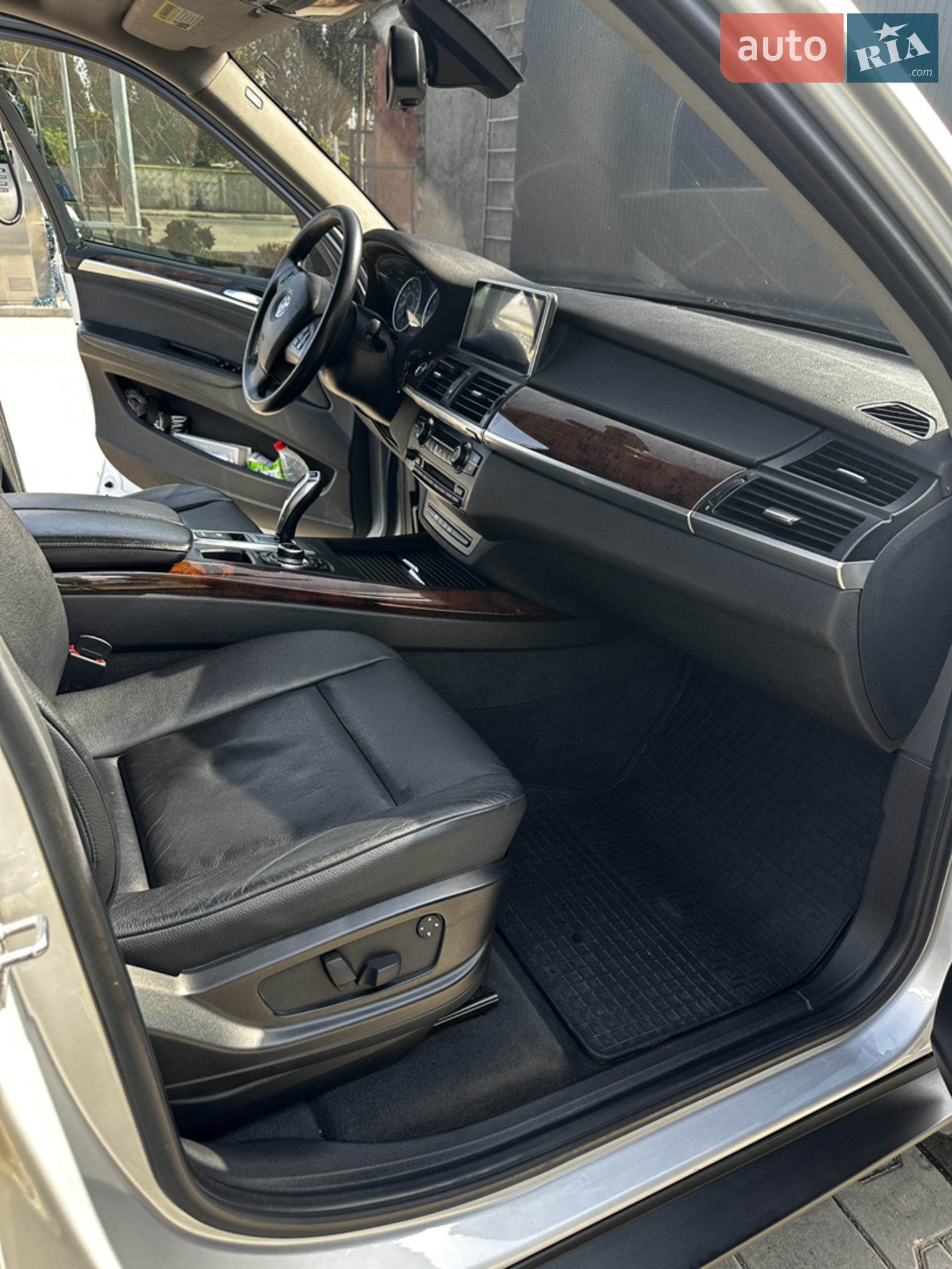 2010 BMW X5 - мініатюра 6