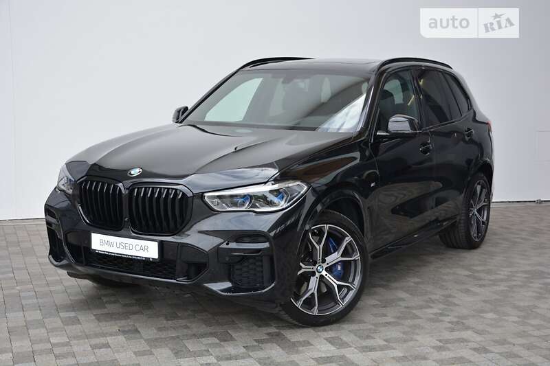 Внедорожник / Кроссовер BMW X5 2022 в Киеве