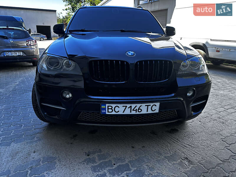 Внедорожник / Кроссовер BMW X5 2010 в Львове