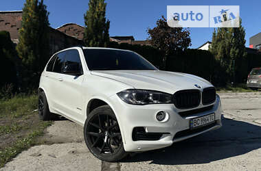 Позашляховик / Кросовер BMW X5 2016 в Львові