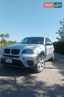 Внедорожник / Кроссовер BMW X5 2011 в 