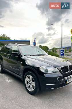 Внедорожник / Кроссовер BMW X5 2011 в 