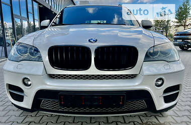 Позашляховик / Кросовер BMW X5 2013 в Рівному