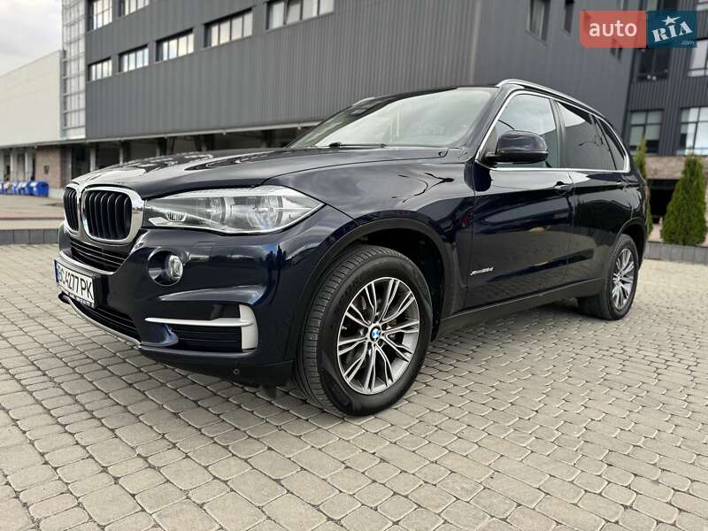 Позашляховик / Кросовер BMW X5 2015 в Львові