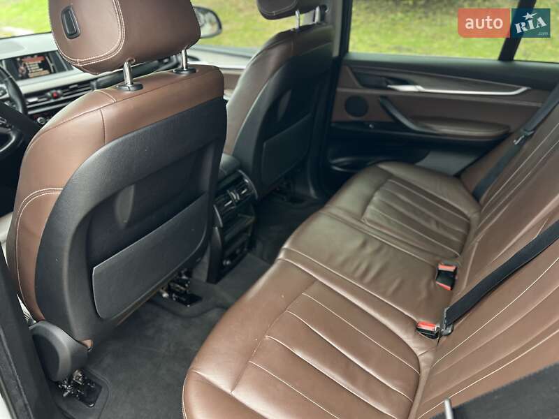 Внедорожник / Кроссовер BMW X5 2016 в Черкассах