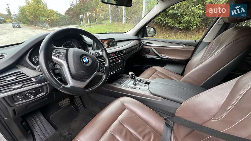 Внедорожник / Кроссовер BMW X5 2016 в Черкассах