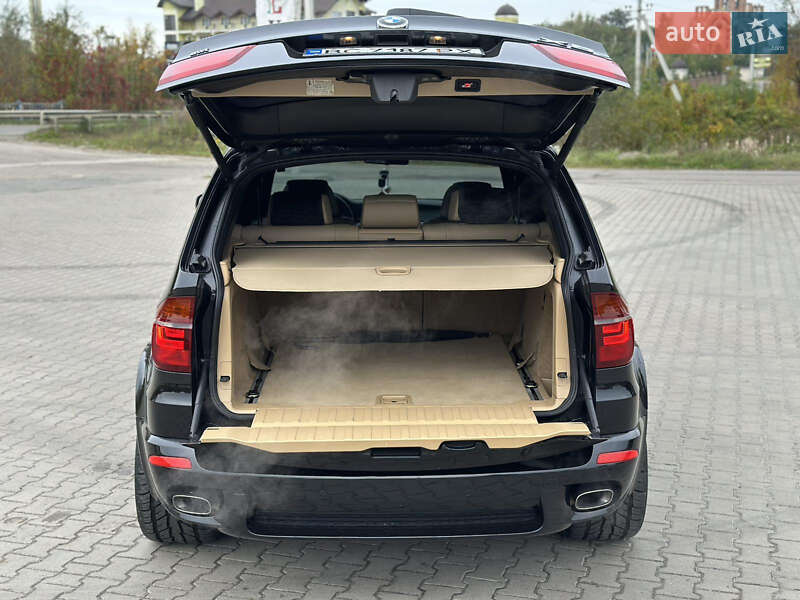 Позашляховик / Кросовер BMW X5 2010 в Львові