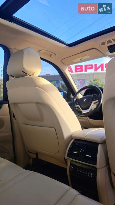 Внедорожник / Кроссовер BMW X5 2015 в Одессе
