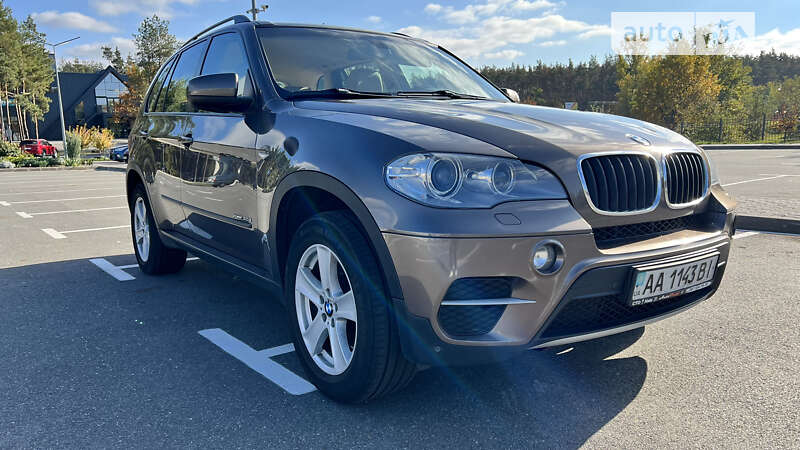 Внедорожник / Кроссовер BMW X5 2013 в Киеве