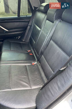 Позашляховик / Кросовер BMW X5 2003 в 