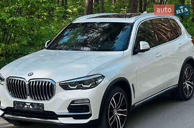 Внедорожник / Кроссовер BMW X5 2019 в 