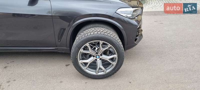Внедорожник / Кроссовер BMW X5 2020 в Запорожье