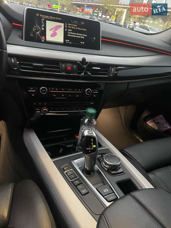 Позашляховик / Кросовер BMW X5 2015 в Києві фото 14 Позашляховик / Кросовер BMW X5 2015 в Києві