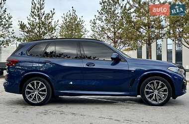 Внедорожник / Кроссовер BMW X5 2020 в 