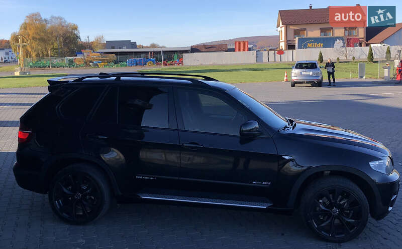 Позашляховик / Кросовер BMW X5 2010 в Чернівцях
