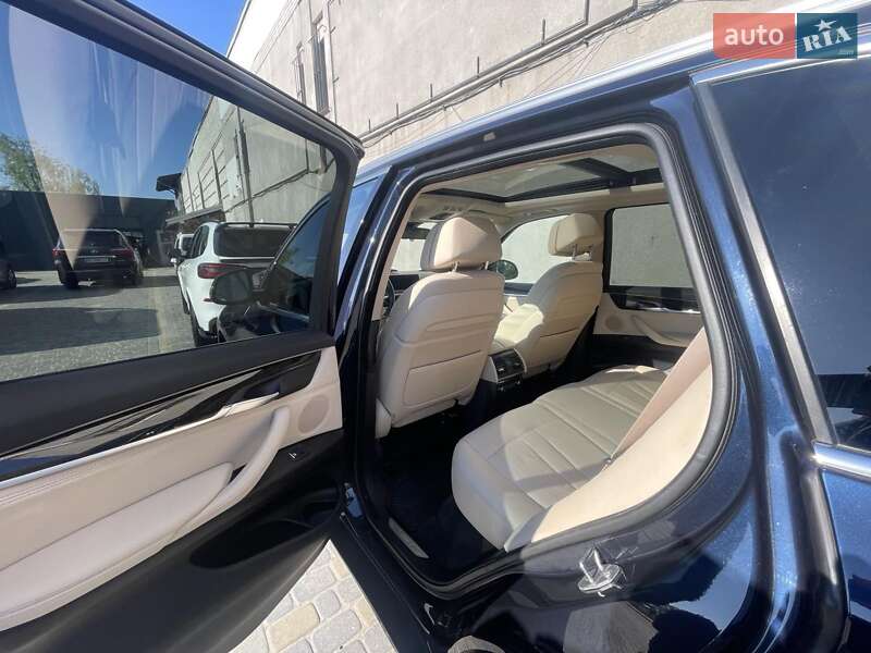 Позашляховик / Кросовер BMW X5 2016 в Львові