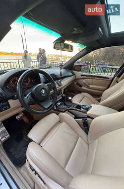 Позашляховик / Кросовер BMW X5 2005 в 