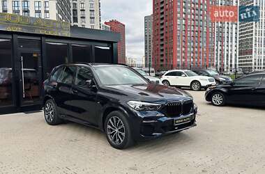 Внедорожник / Кроссовер BMW X5 2021 в Киеве