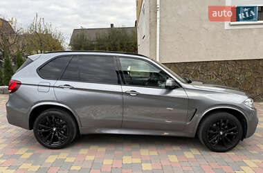Позашляховик / Кросовер BMW X5 2017 в 