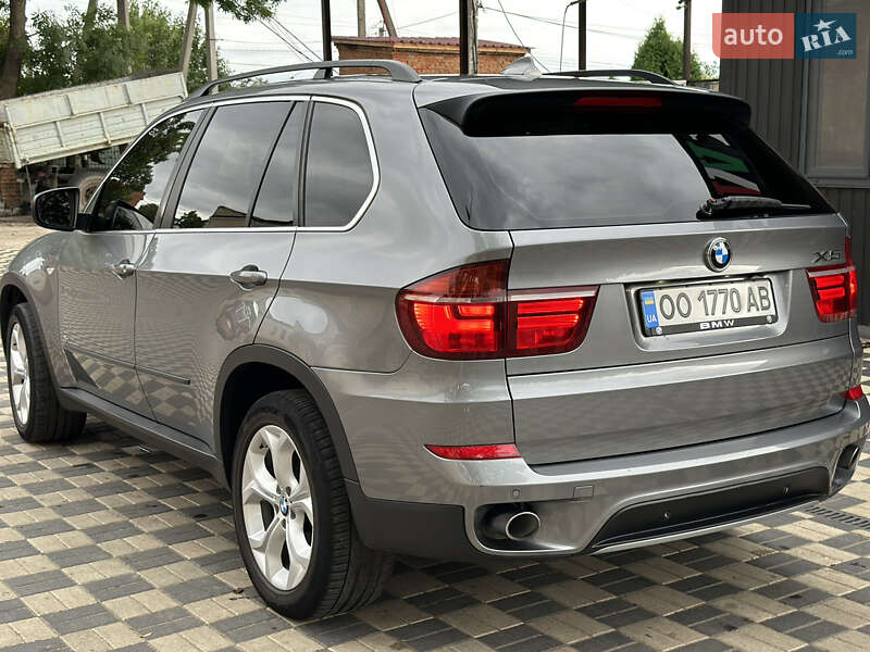 Позашляховик / Кросовер BMW X5 2011 в Ананьїві