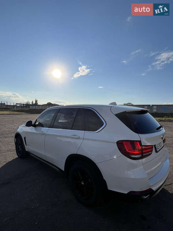 Внедорожник / Кроссовер BMW X5 2017 в Днепре