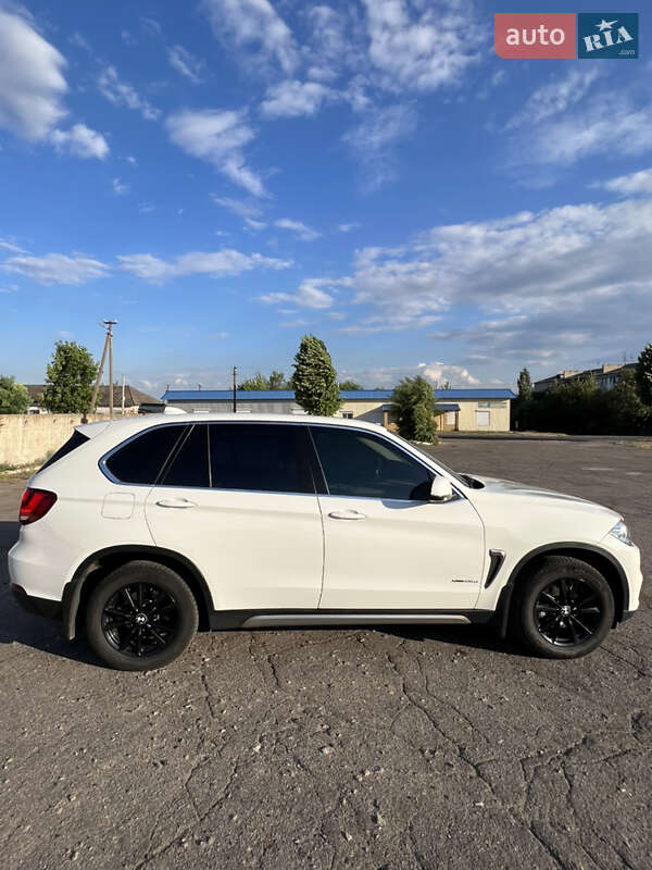 Внедорожник / Кроссовер BMW X5 2017 в Днепре