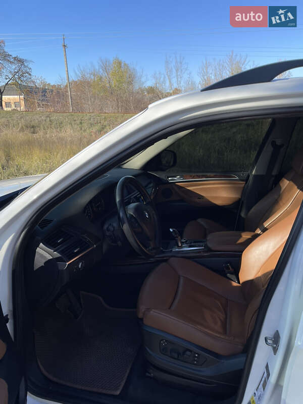 Внедорожник / Кроссовер BMW X5 2009 в Бершади