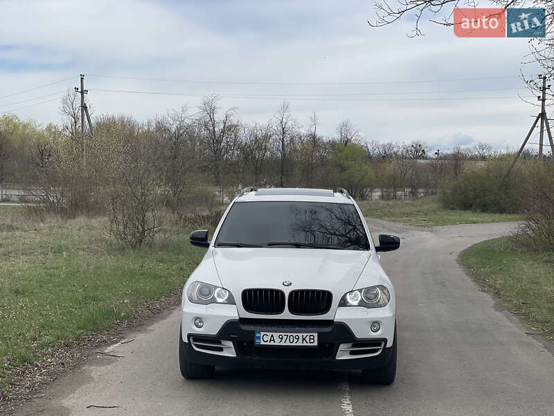 Внедорожник / Кроссовер BMW X5 2009 в Бершади
