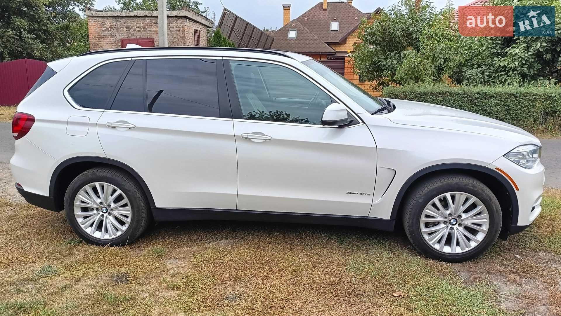 2016 BMW X5 - мініатюра 2