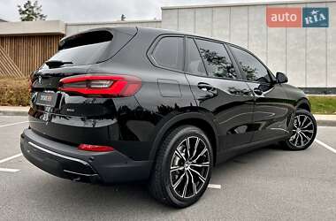 Позашляховик / Кросовер BMW X5 2021 в Києві