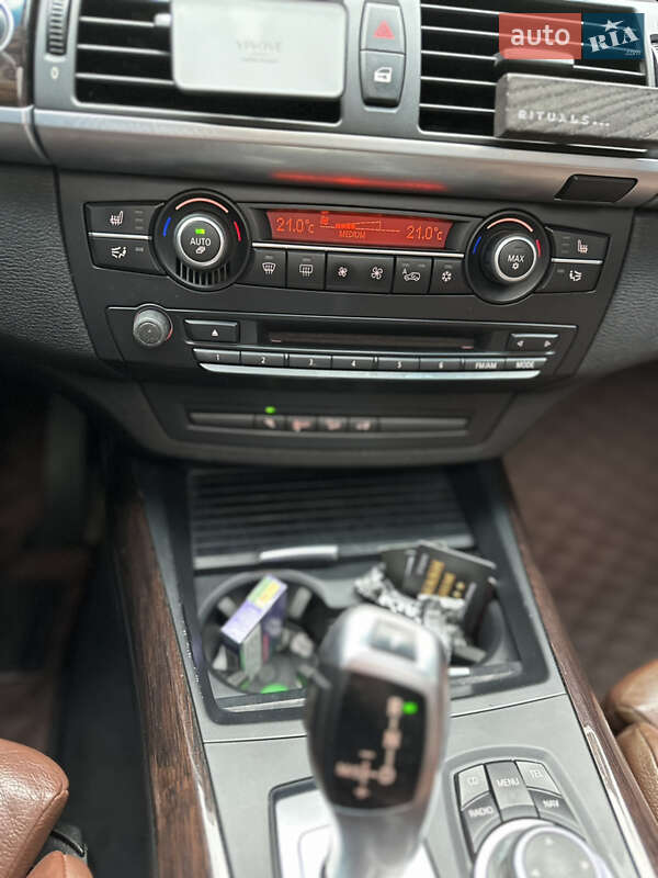 Внедорожник / Кроссовер BMW X5 2012 в Львове