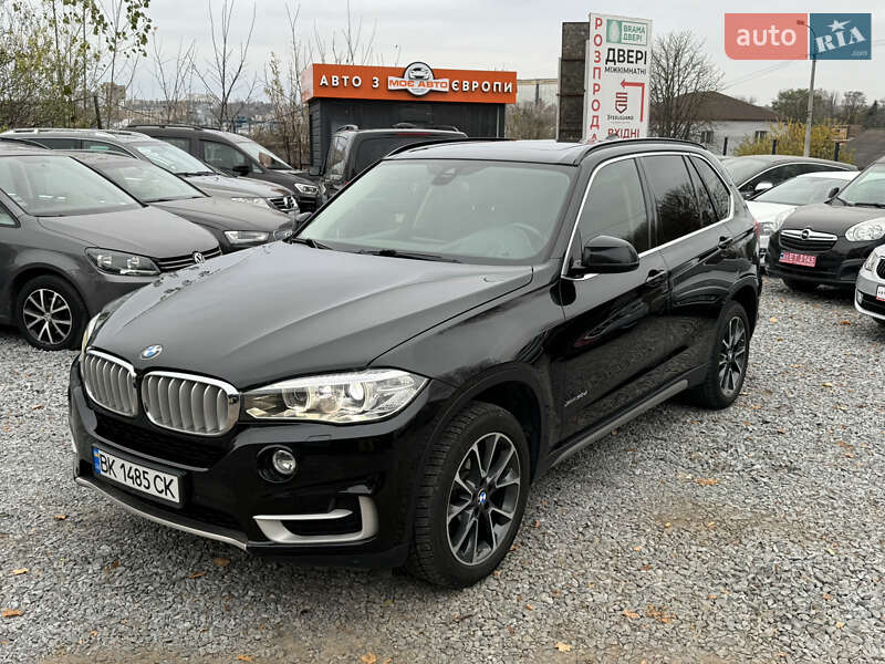 Внедорожник / Кроссовер BMW X5 2016 в Ровно