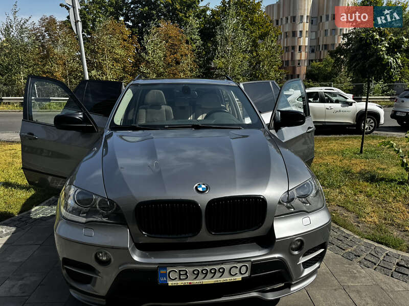 BMW X5 2011
