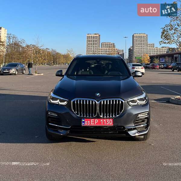 Внедорожник / Кроссовер BMW X5 2019 в Киеве