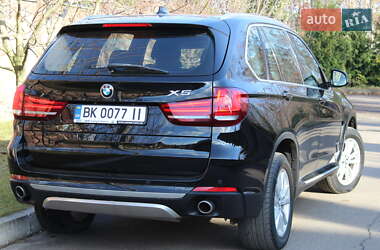 Внедорожник / Кроссовер BMW X5 2015 в Ровно