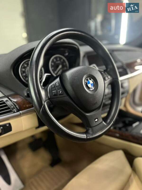 Позашляховик / Кросовер BMW X5 2012 в Києві