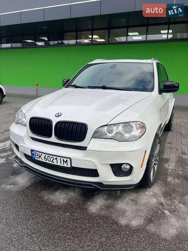 Позашляховик / Кросовер BMW X5 2012 в Києві