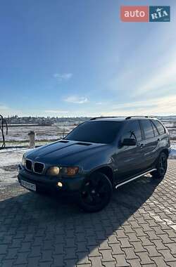 Внедорожник / Кроссовер BMW X5 2002 в Шумске