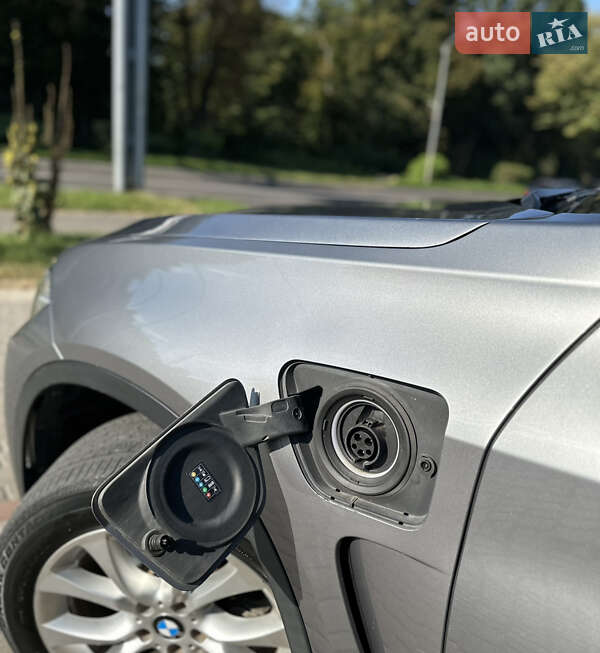 Внедорожник / Кроссовер BMW X5 2016 в Львове