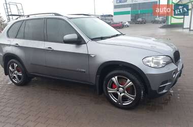 Внедорожник / Кроссовер BMW X5 2011 в Нововолынске