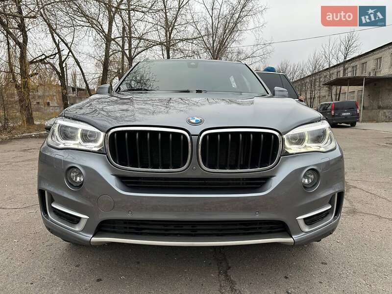 Внедорожник / Кроссовер BMW X5 2016 в Павлограде