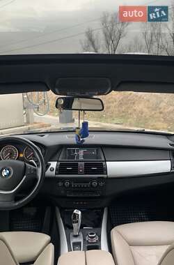 Позашляховик / Кросовер BMW X5 2013 в 