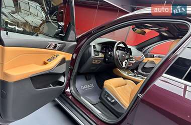 Внедорожник / Кроссовер BMW X5 2019 в 