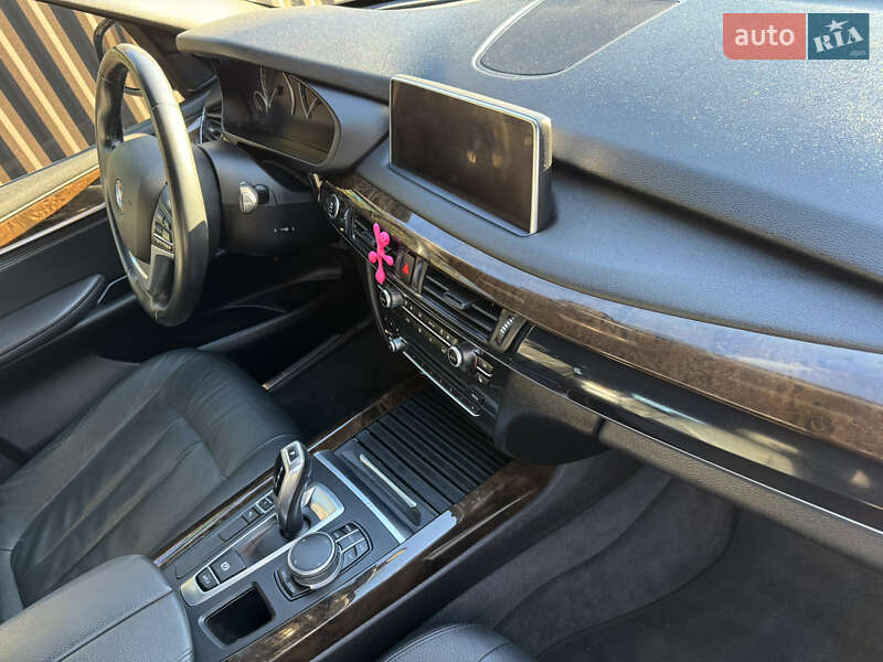 Внедорожник / Кроссовер BMW X5 2016 в Житомире