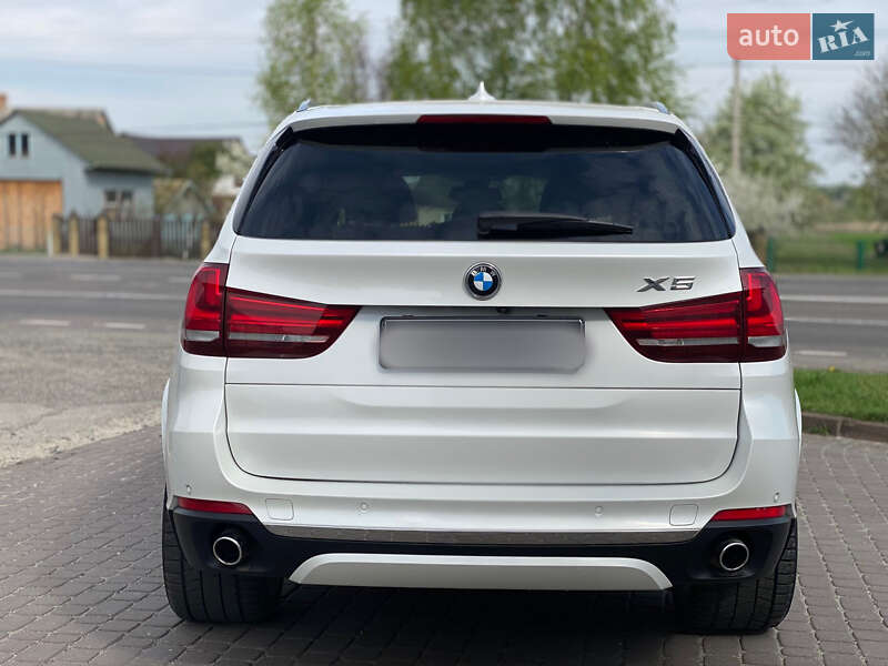 Позашляховик / Кросовер BMW X5 2017 в Луцьку