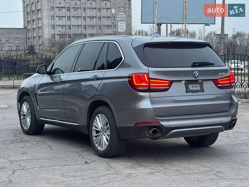 Внедорожник / Кроссовер BMW X5 2016 в Запорожье
