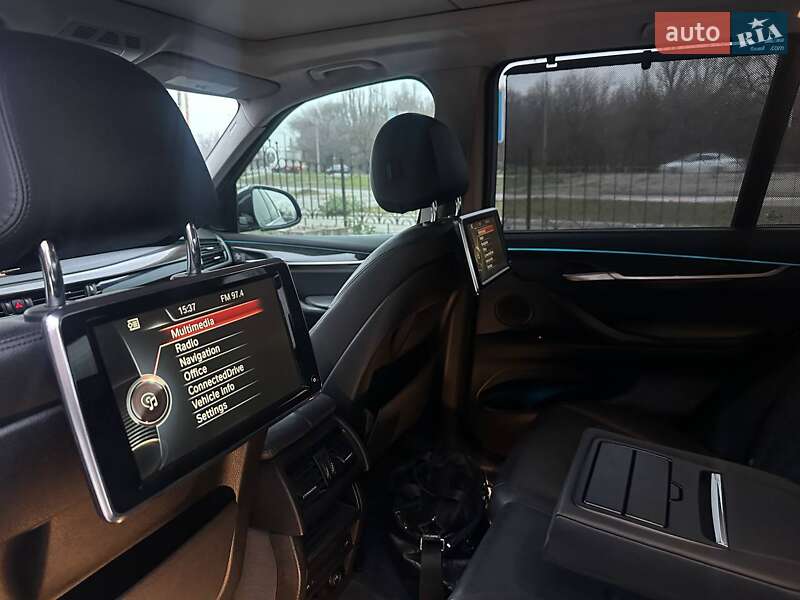 Внедорожник / Кроссовер BMW X5 2016 в Запорожье